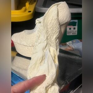 Ladies Ellie tall heel  stocking boots size 7 cream color new